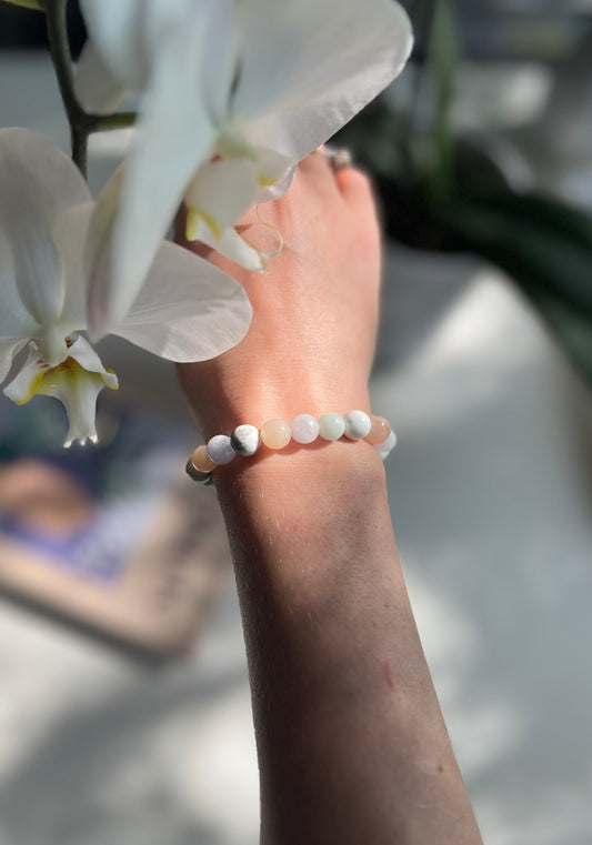 Happiness x Peace • Bracelet • Amazonite x Aquamarine x Pink Aventurine x Howlite