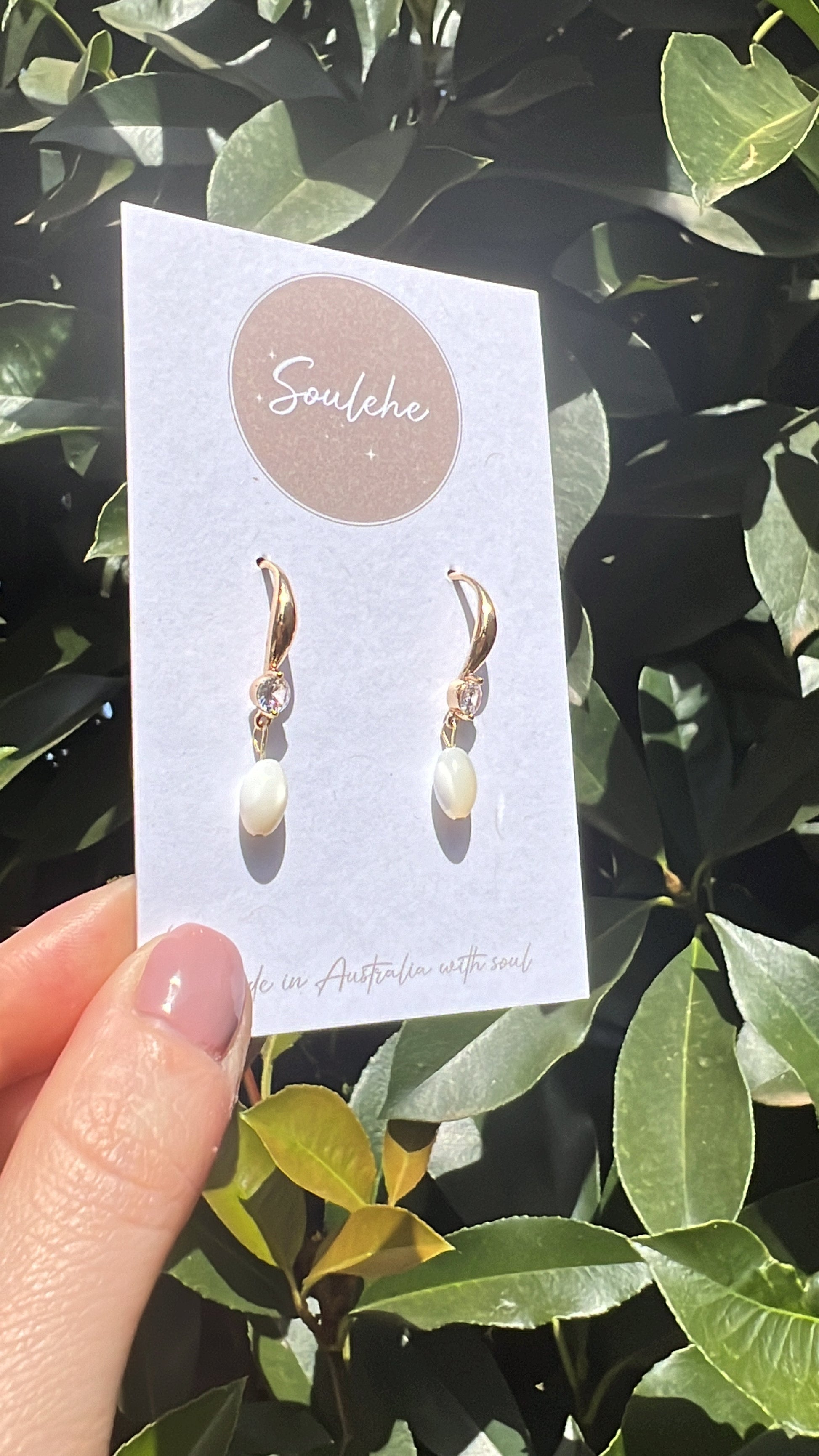 shell earrings