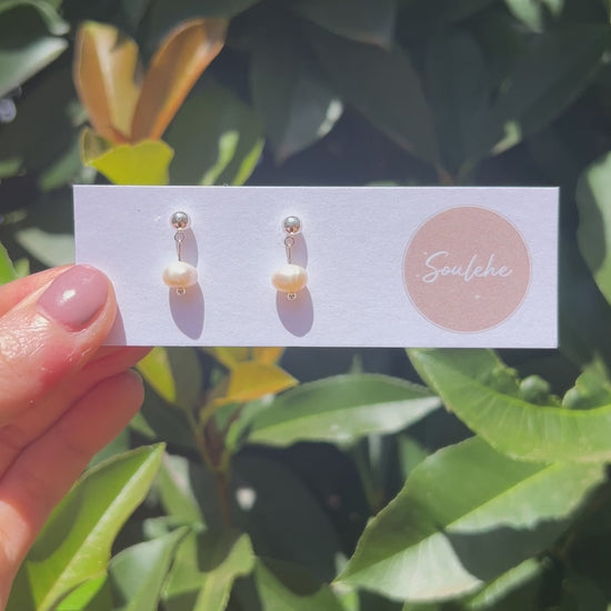 natural pearl earrings